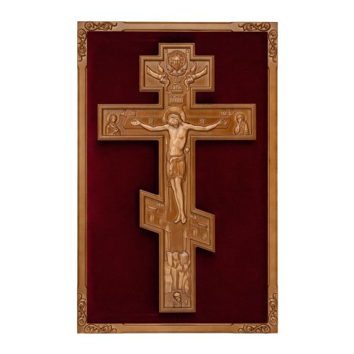 2360057 Крест напрестольный в резной раме на бархате